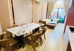 Bán nhà riêng 7 tầng tại phường Bồ Đề, Hà Nội với thang máy và phù hợp kinh doanh... Bán nhà riêng tại Bồ Đề, Hà Nội 04