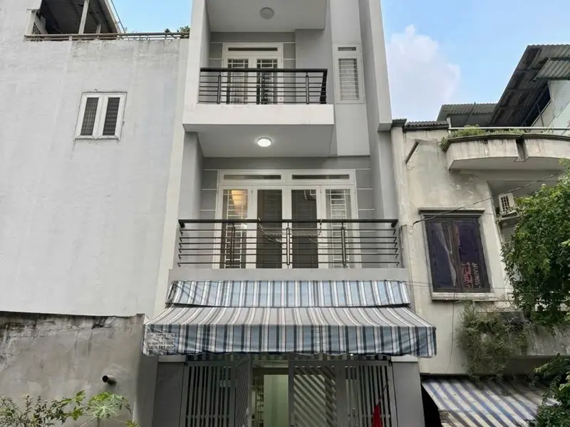 Nhà mặt phố 4 tầng 6PN phường Tân Thuận, giá hời 9 tỷ... Bán nhà mặt phố tại Tân Thuận, Hồ Chí Minh 01