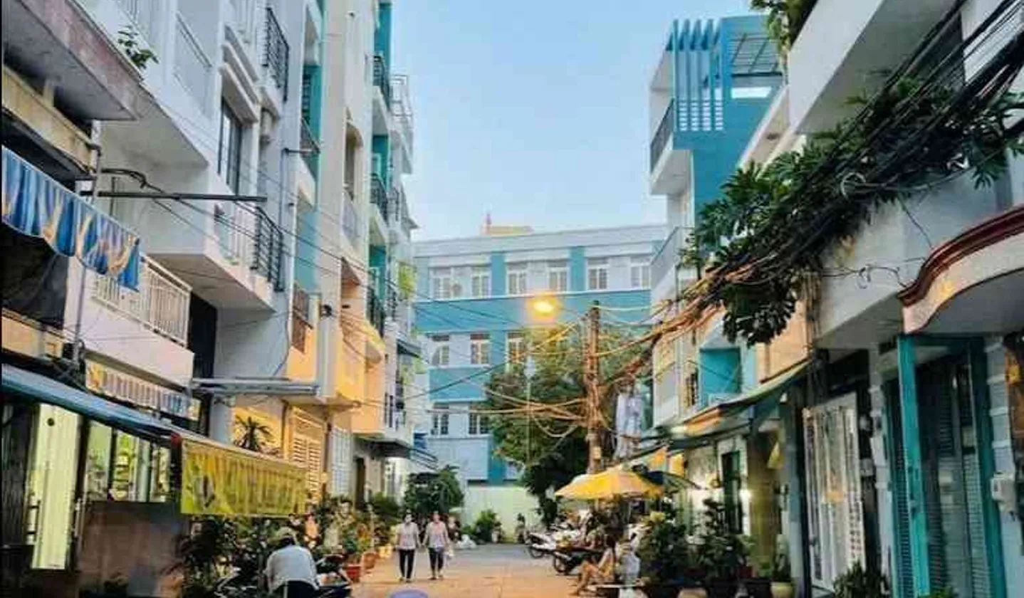 Siêu phẩm Nhà mặt tiền 5 tầng ngay chợ Rạch Ông, Quận 8 -5tầng -5pn chỉ 9,xtỷ... Bán nhà mặt phố tại Chánh Hưng, Hồ Chí Minh 01