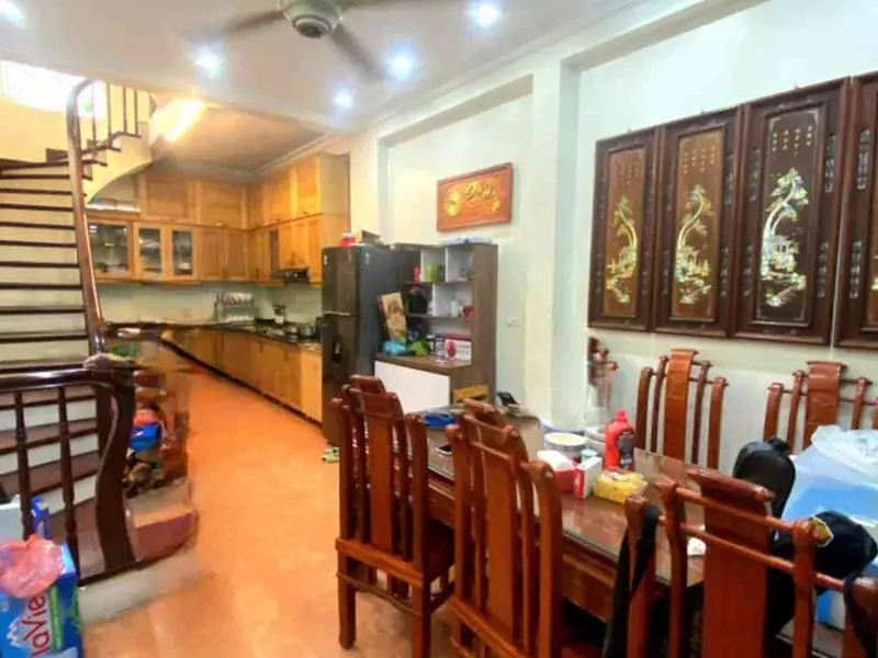 Bán nhà riêng 5 tầng tại phường Đống Đa, Hà Nội, gần mặt phố Tây Sơn, nhà thoáng, tiện nghi... Bán nhà riêng tại Đống Đa, Hà Nội 01