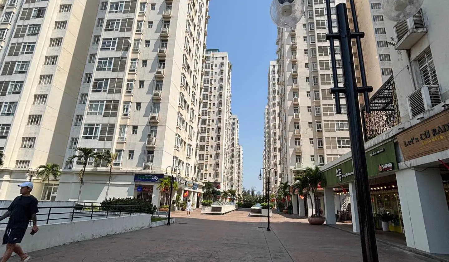 Bán chung cư Sky 3, Phú Mỹ Hưng Quận 7 - 2pn 2wc sổ riêng thang máy... Bán căn hộ chung cư tại Tân Hưng, Hồ Chí Minh 01