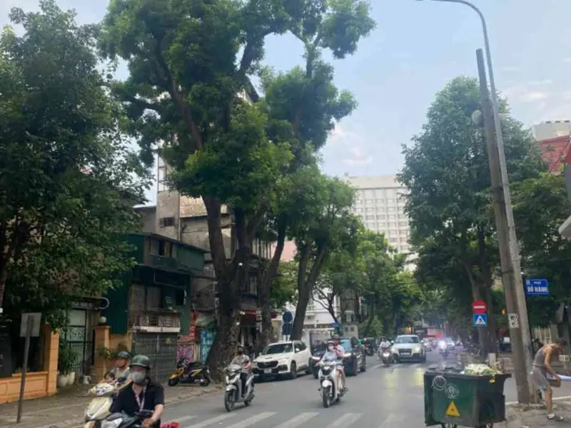 Nhà mặt phố - 129m² - Cửa Nam, Hai Bà Trưng, Hà Nội - 105 tỷ... Bán nhà mặt phố tại Cửa Nam, Hà Nội 01