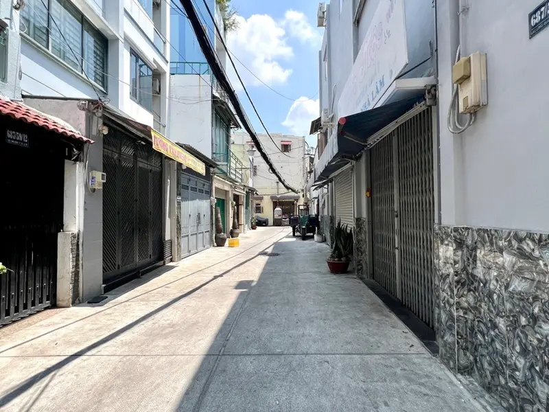 Nhà Lạc Long Quân - Tiện nghi, không gian thoáng ngay trung tâm... Bán nhà riêng tại Bảy Hiền, Hồ Chí Minh 01