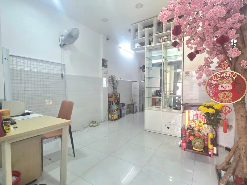 Nhà riêng 3 tầng gần ngã tư Phú Nhuận, diện tích 33m², hướng Đông Nam... Bán nhà riêng tại Đức Nhuận, Hồ Chí Minh 01