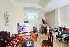 Bán nhà riêng 3 tầng tại xã Vũ Lăng, diện tích 40,2 m², pháp lý sổ đỏ chỉ hơn 8 tỷ... Bán nhà riêng tại Thanh Trì, Hà Nội 02