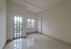 Bán nhà 3 tầng 4 phòng ngủ khu Trường Lưu giá 5,4 tỷ... Bán nhà riêng tại Long Trường, Hồ Chí Minh 03