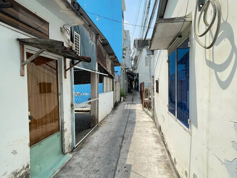 Cơ hội hiếm có sở hữu nhà 3 tầng an ninh, đầy đủ tiện nghi tại Quận 8... Bán nhà riêng tại Phú Định, Hồ Chí Minh 01