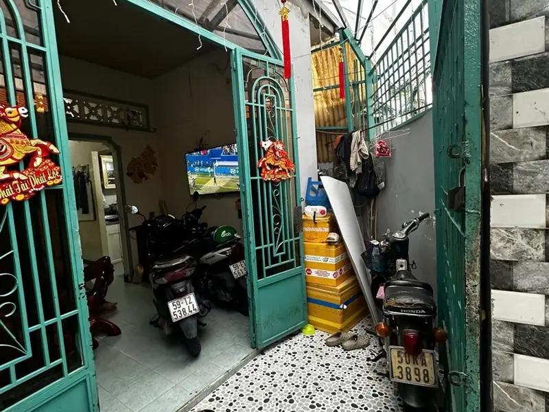 Nhà 2 tầng, 2 căn riêng biệt sát mặt tiền Nguyễn Thượng Hiền, Phú Nhuận... Bán nhà riêng tại Đức Nhuận, Hồ Chí Minh 01
