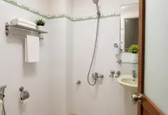 Bán nhà riêng 4 tầng tại Lạc Long Quân, diện tích 45m2, pháp lý rõ ràng... Bán nhà riêng tại Tây Hồ, Hà Nội 05