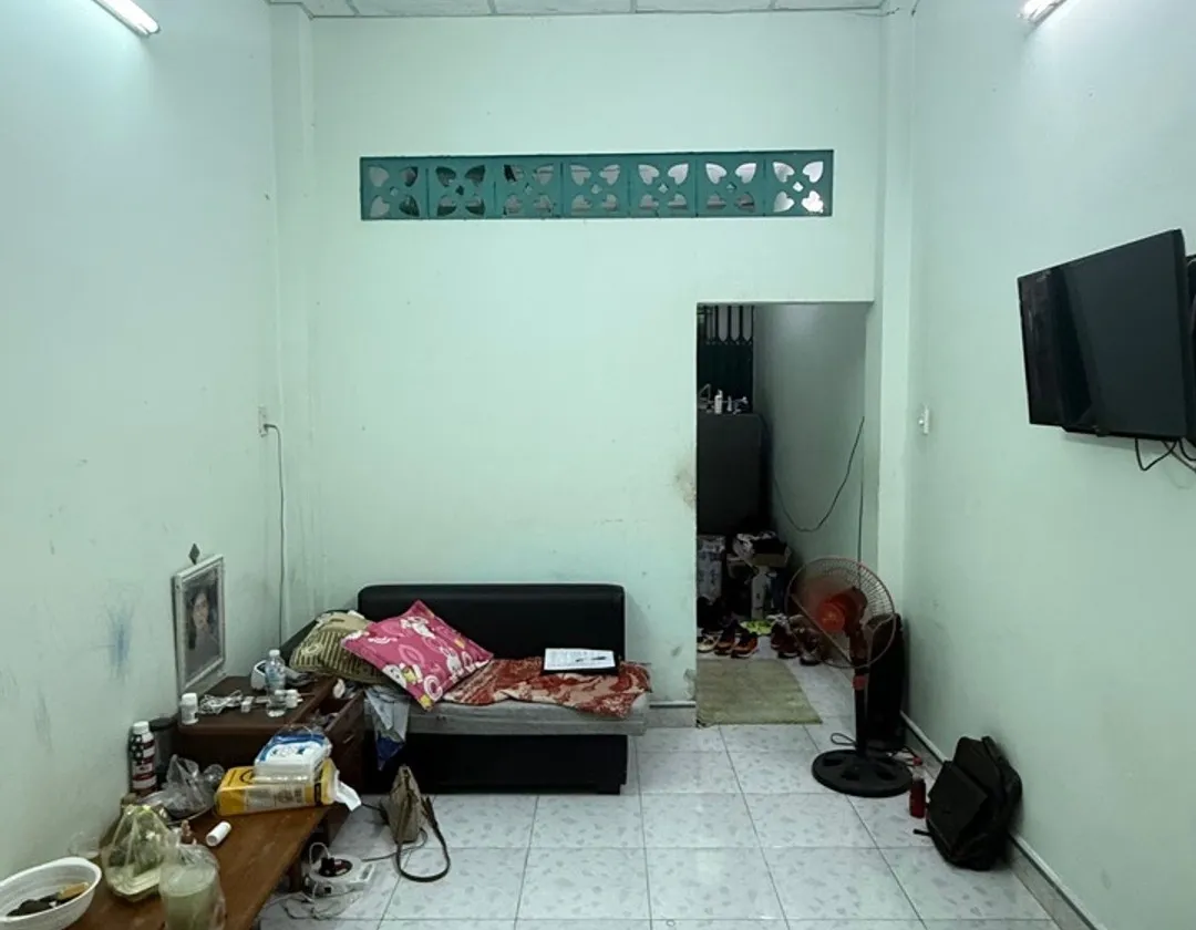 Bán nhà 2 tầng 34m2 tại Tân Phú, giá 3,7 tỷ, hẻm xe hơi nhỏ... Bán nhà riêng tại Tân Sơn Nhì, Hồ Chí Minh 01