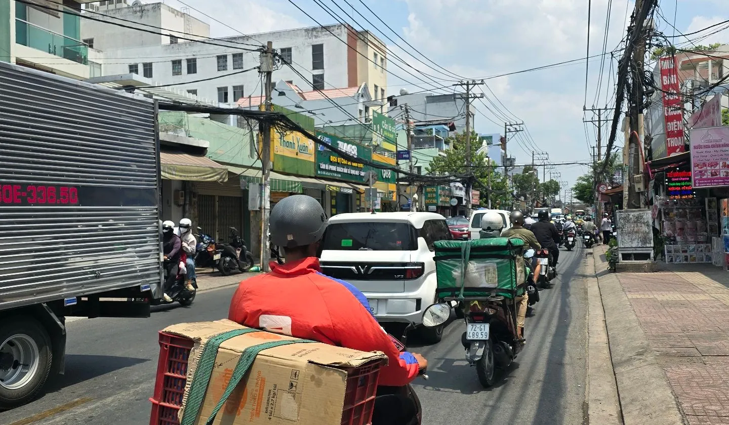 Nhà mặt phố Âu Cơ Tân Bình, kinh doanh đỉnh, thuê ngay 11 triệu/tháng... Bán nhà mặt phố tại Tân Bình, Hồ Chí Minh 01