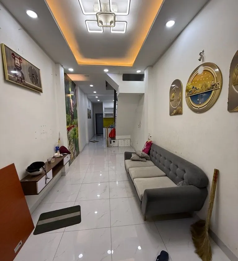 Nhà 2 tầng 31m2, 2 phòng ngủ tại quận tây, giá 4,48 tỷ... Bán owner_side tại Phú Thọ Hòa, Hồ Chí Minh 01