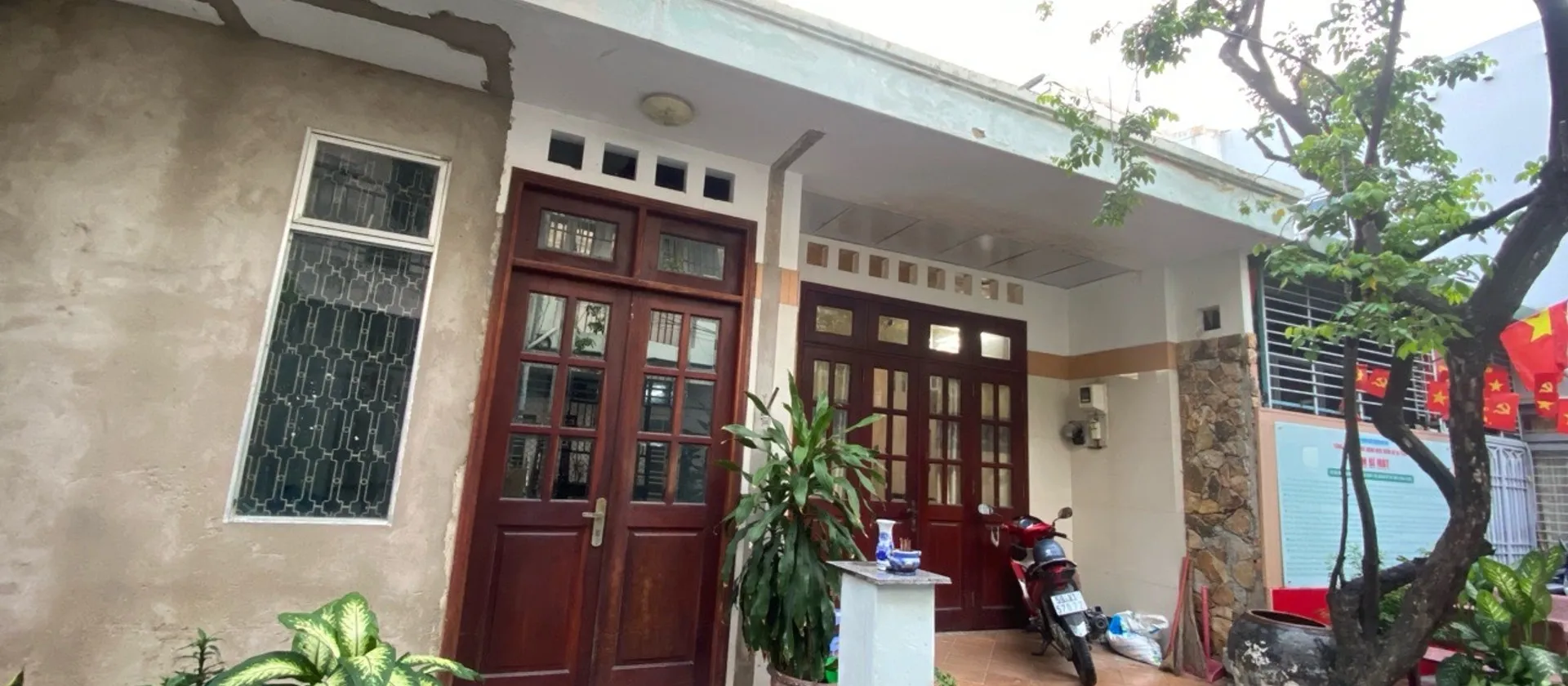 Nhà 2 căn liền hẻm nông gần công viên Gia Định, Phạm Văn Đồng... Bán nhà riêng tại Hạnh Thông, Hồ Chí Minh 01