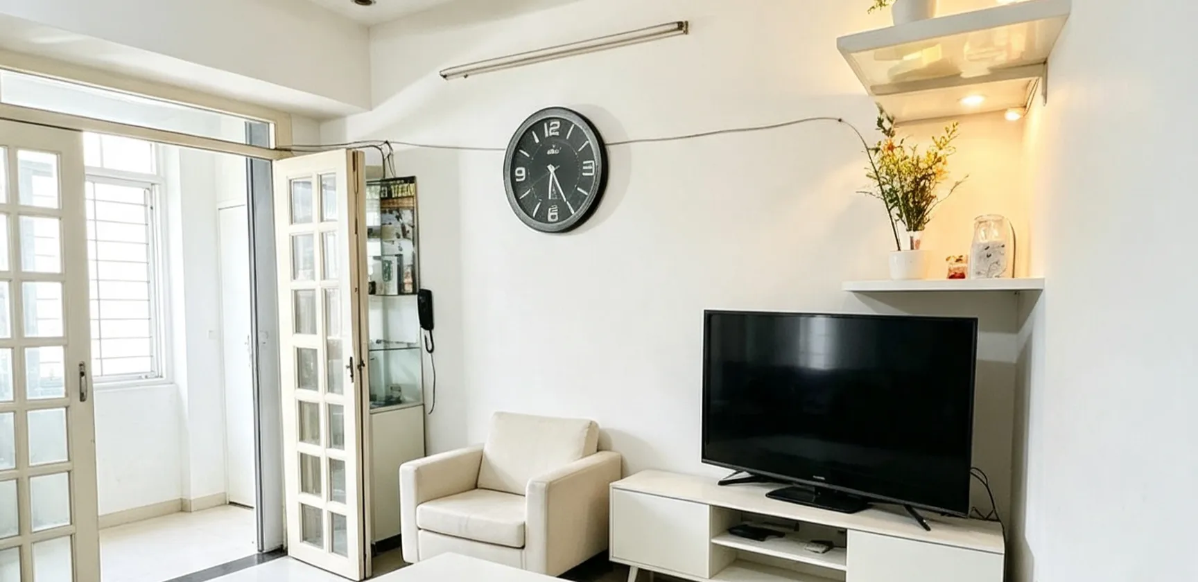 GẦN HỒ BƠI VÂN ĐỒN - 4 TẦNG - 4PN - NHỈNH 5 TỶ - SỔ ĐẸP VUÔNG... Bán nhà riêng tại Khánh Hội, Hồ Chí Minh 01