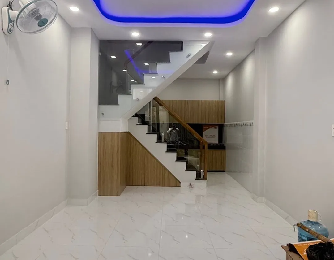 Bán nhà riêng 4 tầng 4PN diện tích 27m² tại phường Bảy Hiền... Bán nhà riêng tại Bảy Hiền, Hồ Chí Minh 01