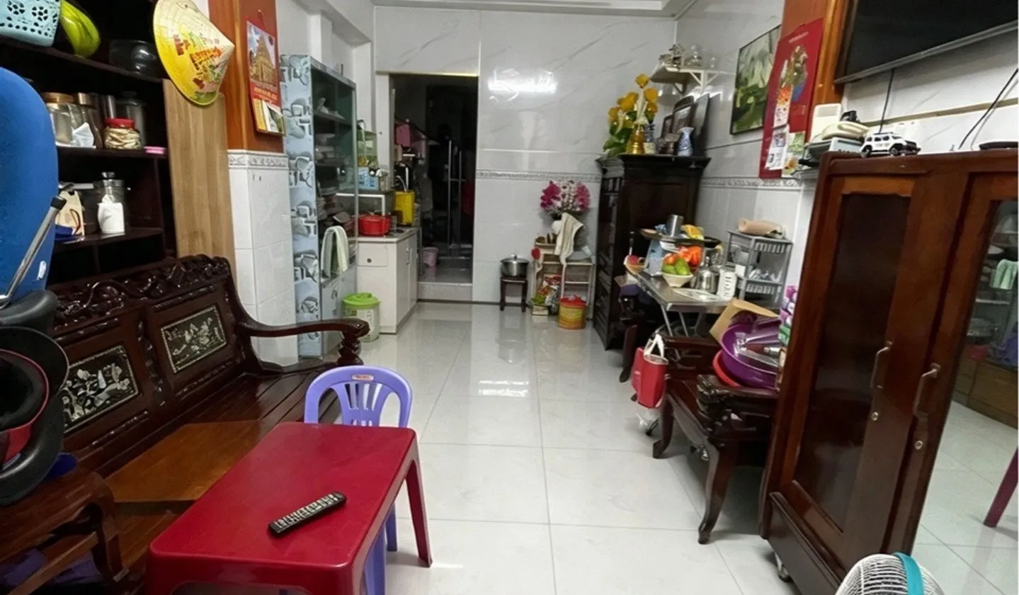 💥💥SÁT MT
🏡50m² x 3PN 3Wc
💥Giá nhỉnh 5T🌹TL
👍Vào Ở Ngay
🌎Bình Lợi Trung, Bình Thạnh
📋Sổ riên... Bán nhà riêng tại Bình Lợi Trung, Hồ Chí Minh 01