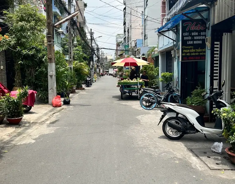 Bán nhà 4 tầng diện tích 62m2 tại Quận 10, giá 12,7 tỷ... Bán owner_side tại Hòa Hưng, Hồ Chí Minh 01