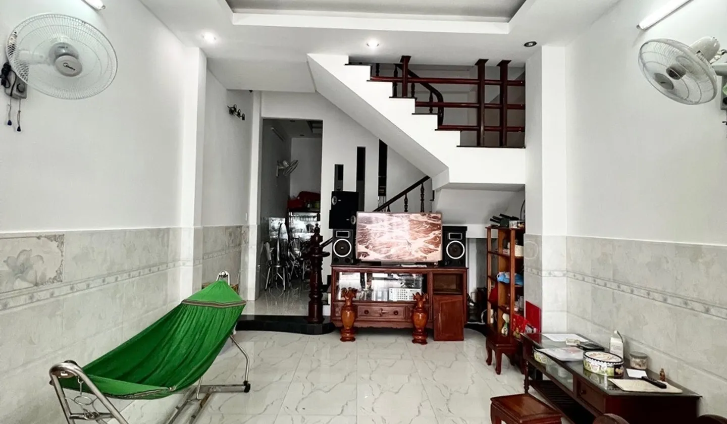 Nhà riêng 3 tầng hiện đại tại Bình Hưng Hoà - Giá hấp dẫn... Bán nhà riêng tại Bình Hưng Hòa, Hồ Chí Minh 01