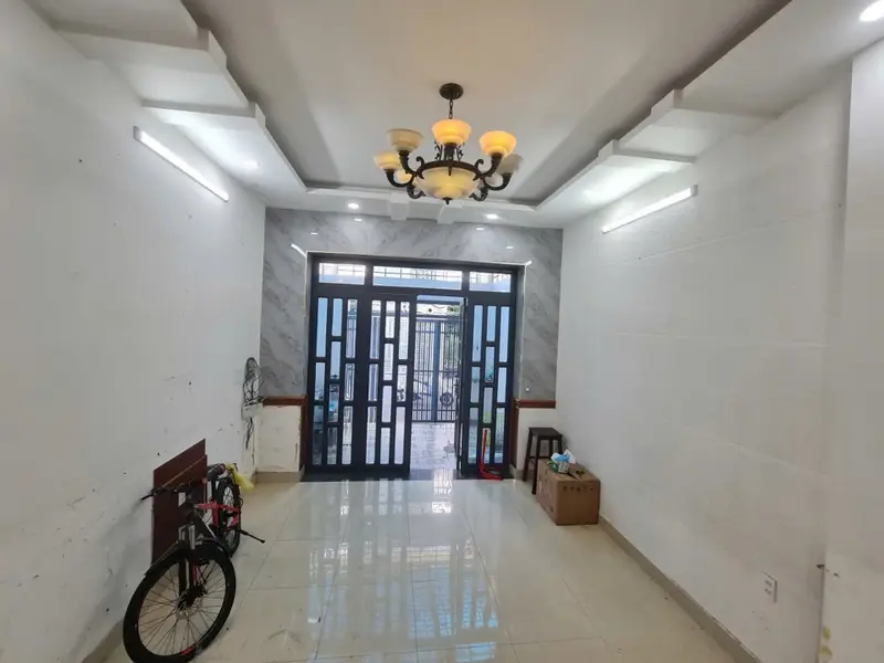 Nhà 3 Tầng Long Trường Giá Hấp Dẫn 4.9 Tỷ... Bán nhà riêng tại Long Trường, Hồ Chí Minh 01