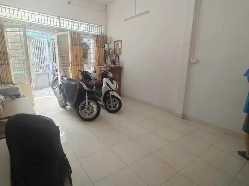 Nhà bán gần chợ Tân Hương,an 
sinh tuyệt vời,63m², chỉ 5.x tỷ.... Bán nhà riêng tại Phú Thọ Hòa, Hồ Chí Minh 01