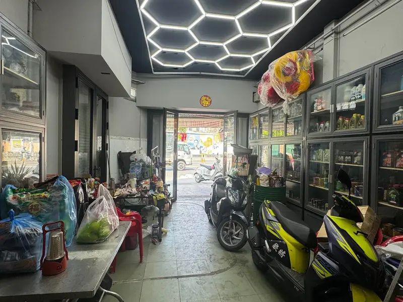 Nhà mặt phố 2 tầng 86.5m2 mặt tiền 4.2m gần Quận 6 giá 10.99 tỷ... Bán nhà mặt phố tại Tân Phú, Hồ Chí Minh 01