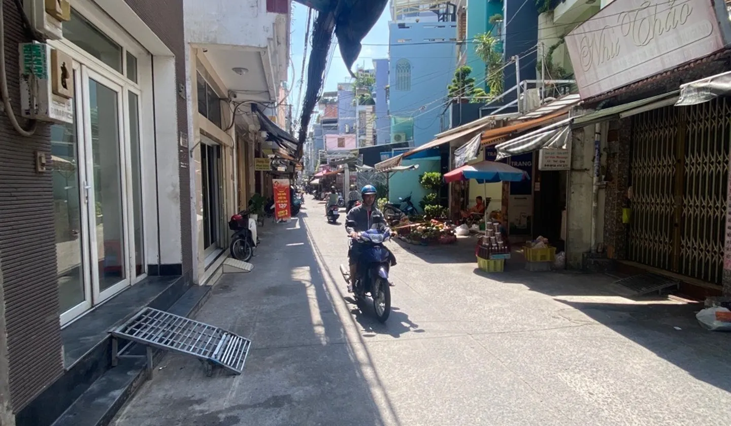 Nhà 3 Lầu Vị Trí Vàng Phường Chánh Hưng - Cơ Hội Sở Hữu Hiếm... Bán nhà riêng tại Chánh Hưng, Hồ Chí Minh 01