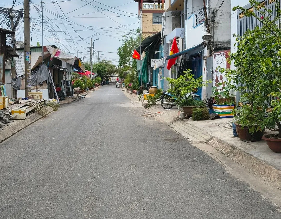 Bán nhà riêng 3 tầng 4,225m mặt tiền đường nhựa 6m phường 15, quận 8... Bán nhà riêng tại Phú Định, Hồ Chí Minh 01