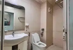 Bán căn hộ 3 phòng ngủ tại trung tâm quận Ba Đình, diện tích 152m2... Bán căn hộ chung cư tại Giảng Võ, Hà Nội 06