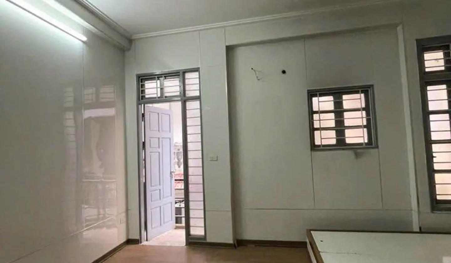 Bán nhà riêng 5 tầng tại quận Tây Hồ, diện tích 30m2, mặt tiền 4.5m - Vị trí kinh doanh, ô tô vào... Bán nhà riêng tại Nghĩa Đô, Hà Nội 01