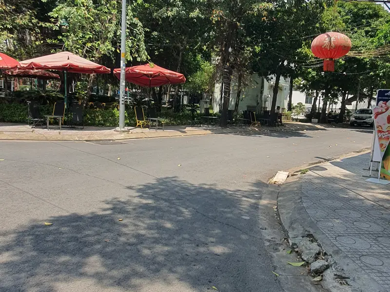 Nhà lô góc 3 tầng hẻm xe hơi quận 12 - Tiện nghi đầy đủ. Chỉ 6.3 Tỷ... Bán nhà riêng tại Trung Mỹ Tây, Hồ Chí Minh 01