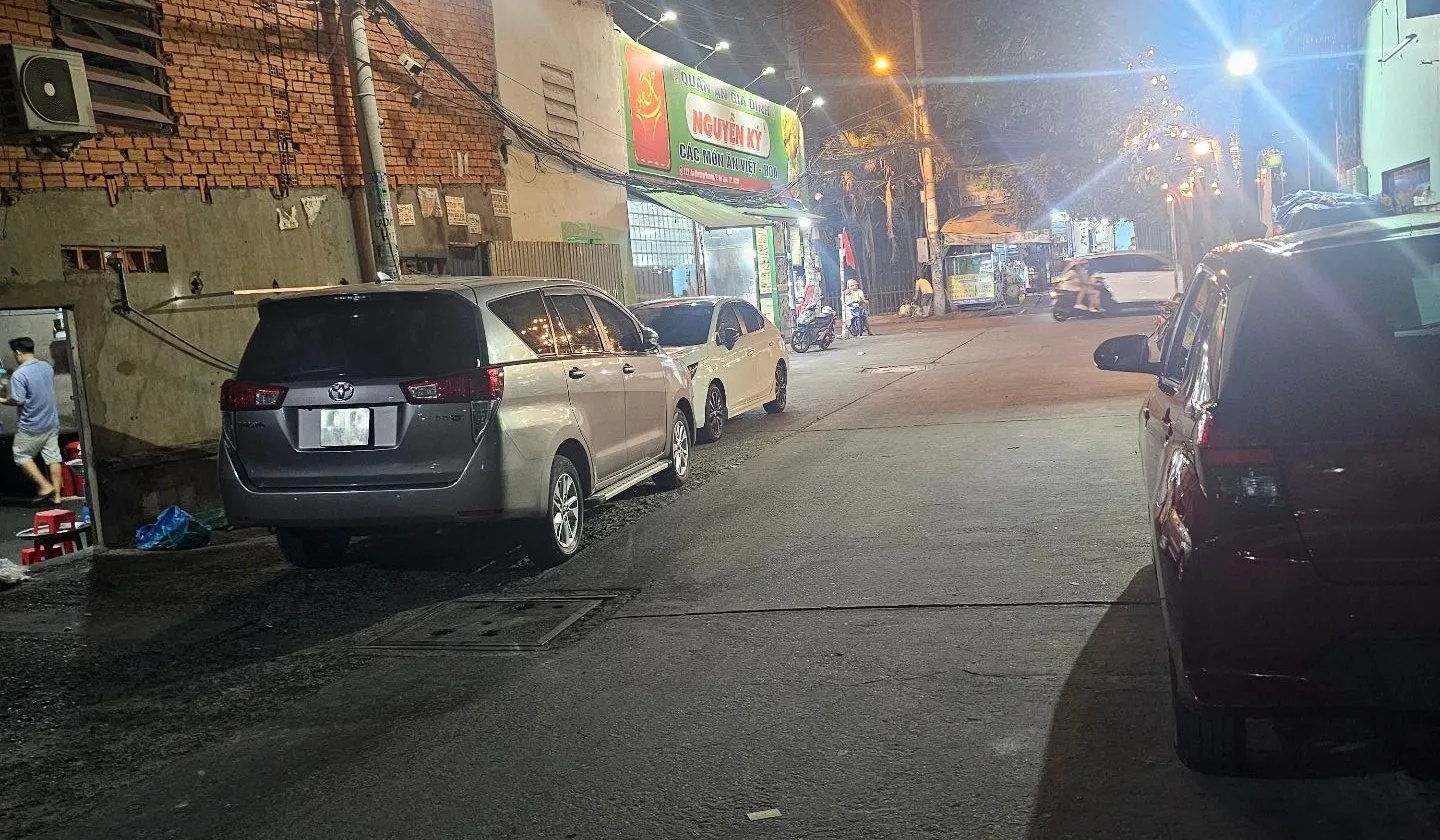 Bán nhà 2 tầng 96m2 tại Bình Tân giá 8.2 tỷ sau giảm giá... Bán nhà riêng tại An Lạc, Hồ Chí Minh 01