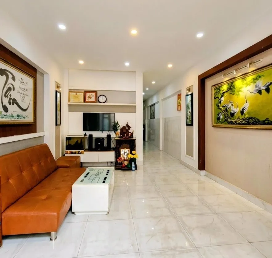Nhà Tân Bình - Nguyễn Bá Tòng, 2 tầng ở ngay - KD đa dạng - ngang 4m - dài 22m - 10 tỷ... Bán nhà mặt phố tại Bảy Hiền, Hồ Chí Minh 01