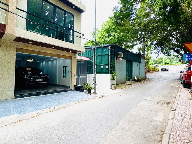 BÁN NHÀ BÁT KHỐI 50M2- 6 TẦNG THANG MÁY - GARA Ô TÔ - HÀNG THÁNG AEON MALL - 15.5 TỶ... Bán nhà riêng tại Long Biên, Hà Nội 01
