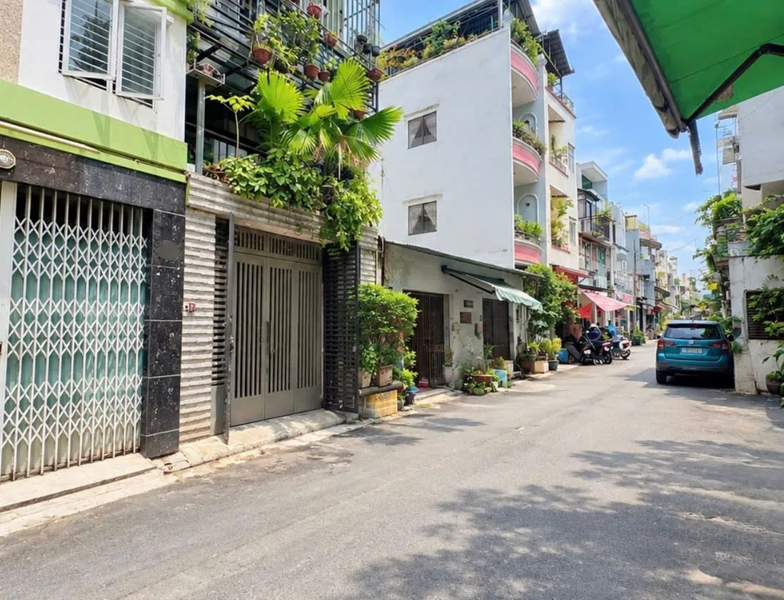 NHÀ 5 TẦNG NGANG KHỦNG 7,2M – 92M² LÝ THƯỜNG KIỆT, GIÁP QUẬN 10 – HXT TRÁNH... Bán nhà riêng tại Tân Hòa, Hồ Chí Minh 01