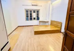Với 25.6 tỷ để sở hữu nhà HOÀNG ĐẠO THÀNH 80m mặt tiền rộng PHÂN LÔ Ô TÔ - Ô CHỜ THANG MÁY -SỔ ĐỎ.... Bán nhà riêng tại Khương Đình, Hà Nội 09