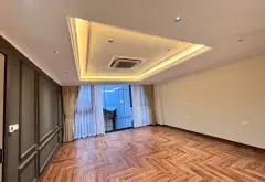 Căn nhà cần bán thuộc vị trí trung tâm Long Biên, đối diện bệnh viện Tâm Anh.... Bán nhà riêng tại Bồ Đề, Hà Nội 03