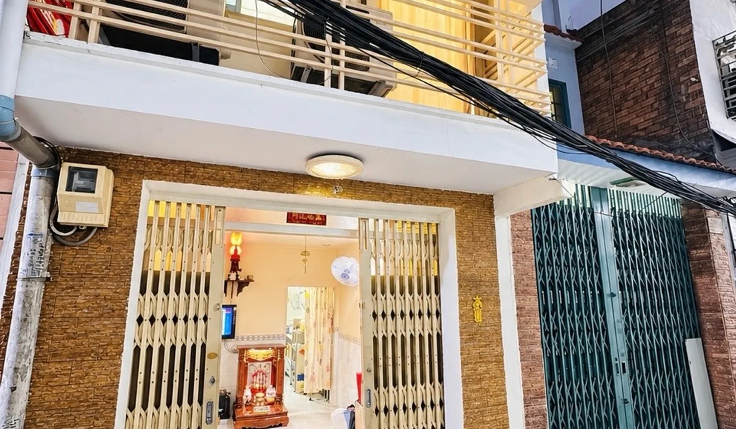 Bán nhà 2 tầng 22m2 tại phường Đức Nhuận, giá 3.35 tỷ... Bán nhà riêng tại Đức Nhuận, Hồ Chí Minh 01