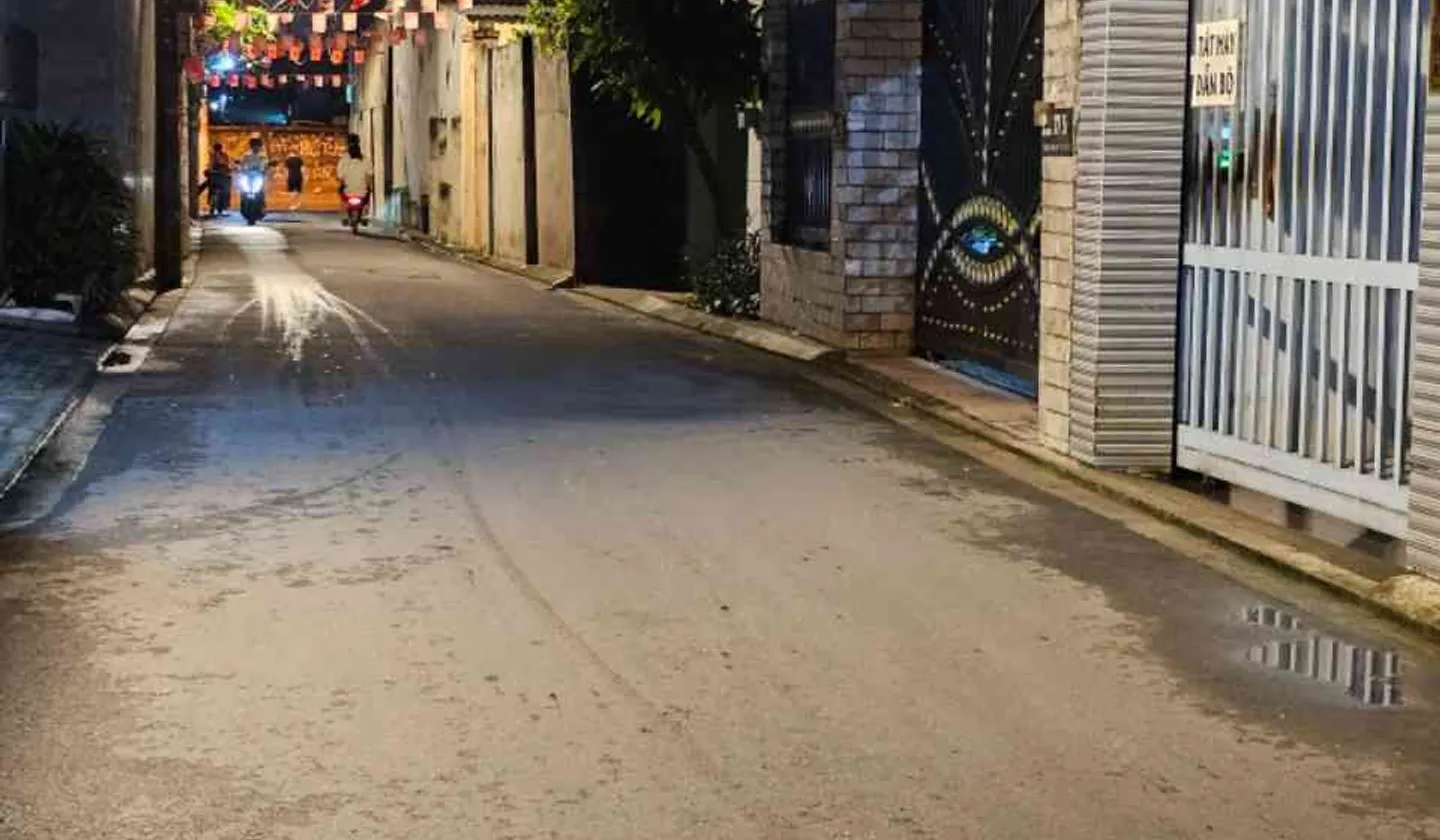 Nhà hẻm ô tô thông Chuyên Dùng 9 , hẻm 77, 4.5×12m... Bán nhà riêng tại Tân Mỹ, Hồ Chí Minh 01
