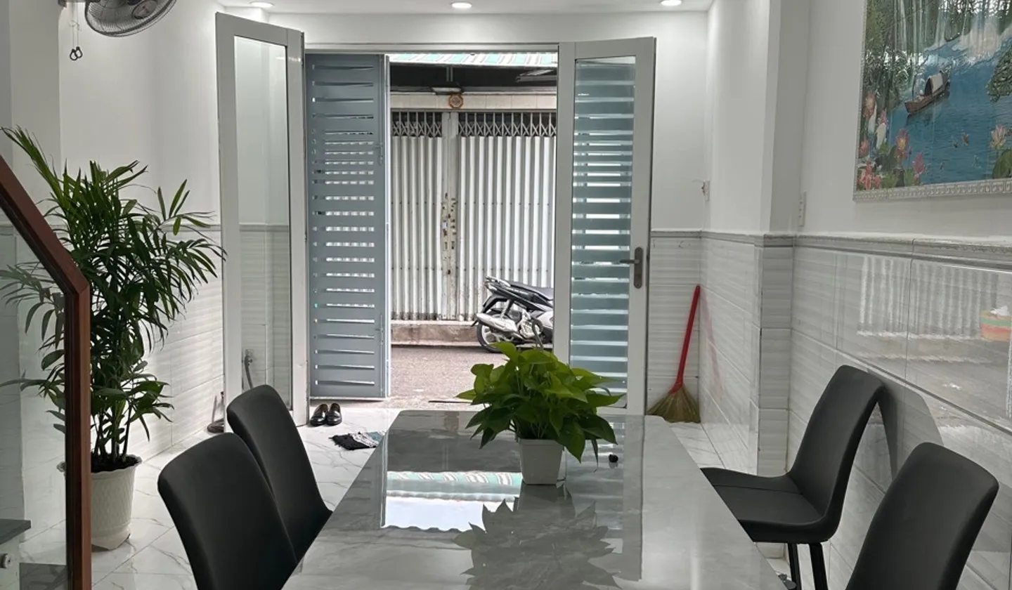 Nhà xinh 3 tầng, 4PN tại Tân Phú đón chờ chủ mới GIÁ TỐT chỉ 3,6 Ty còn Tluong... Bán nhà riêng tại Tân Phú, Hồ Chí Minh 01