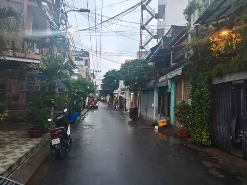 Nhà mặt phố tiện nghi ngay chợ Phú Trung, Tân Phú... Bán nhà mặt phố tại Tân Phú, Hồ Chí Minh 01