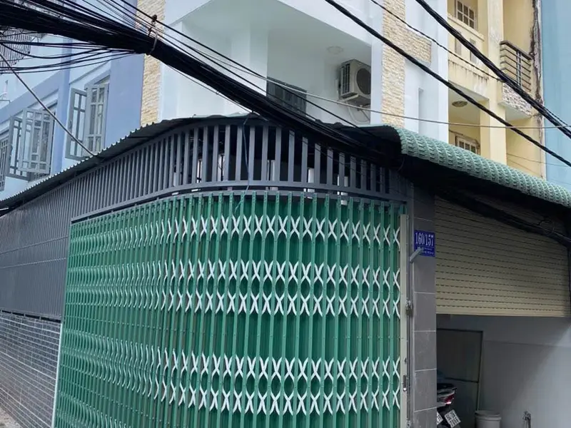 Nhà góc kinh doanh sầm uất Quận 7 giá tốt... Bán nhà riêng tại Phú Thuận, Hồ Chí Minh 01