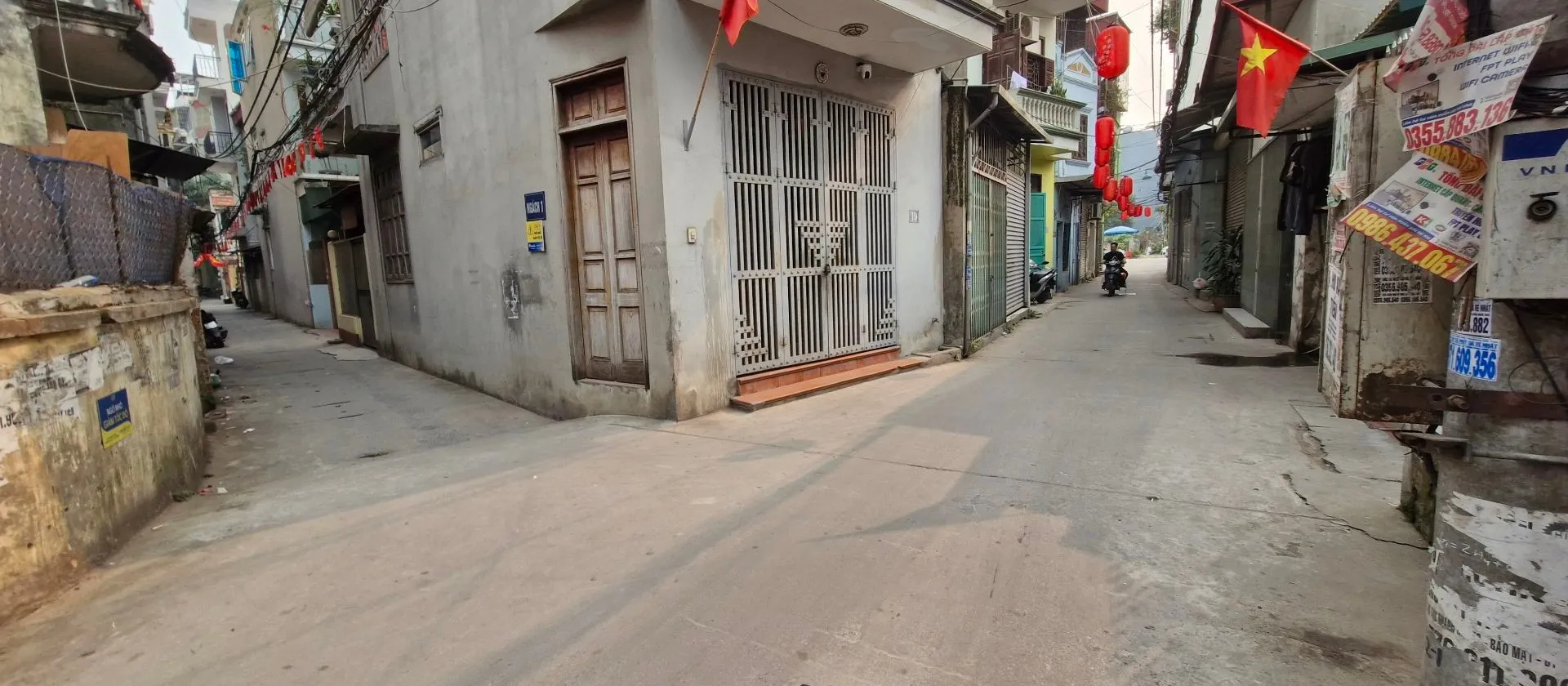 Bán nhà mặt phố Phan Đình Giót, nhà 3 tầng, mặt tiền 4m, giá 11,6 tỷ... Bán nhà mặt phố tại Hà Đông, Hà Nội 01