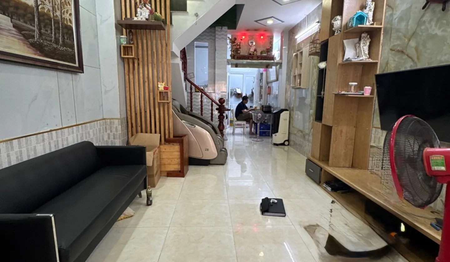Bán nhà 2 tầng 68m2 tại phường Bình Trưng, TP HCM giá 4.2 tỷ... Bán nhà riêng tại Bình Trưng, Hồ Chí Minh 01