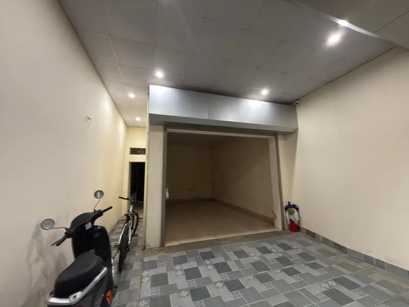 Nhà phố lô góc phân lô ô tô tránh, Hoàng Văn Thái, 99m2, lô góc, ngõ thông, sổ vuông, 31 tỷ... Bán nhà riêng tại Phương Liệt, Hà Nội 01