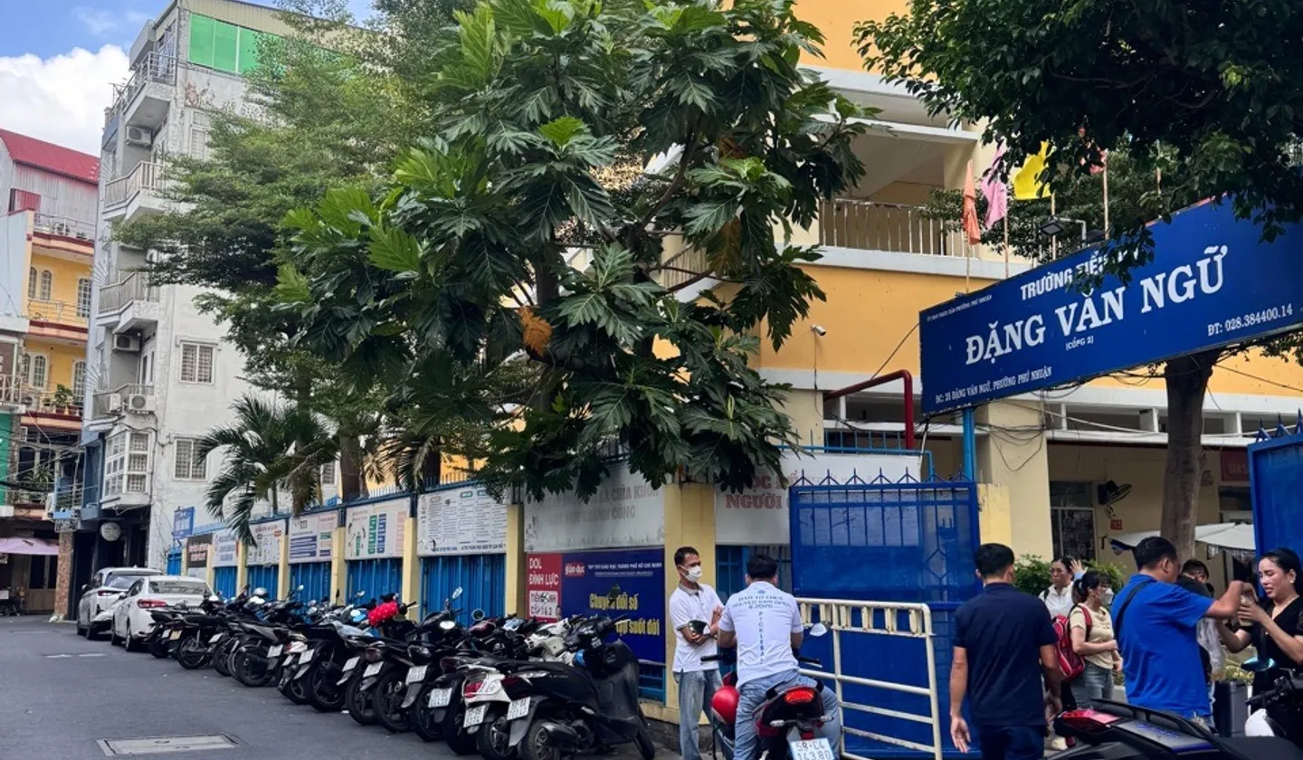 Bán nhà riêng 4 tầng diện tích 48.6 m2 tại quận Phú Nhuận... Bán nhà riêng tại Phú Nhuận, Hồ Chí Minh 01