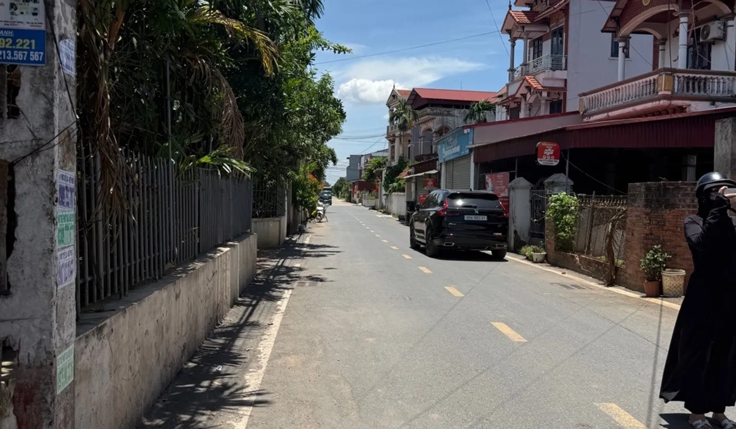 ĐẤT PHÂN LÔ - LÔ GÓC - Ô TÔ 7 CHỖ V... Bán đất tại Tân Tiến, Hưng Yên 01