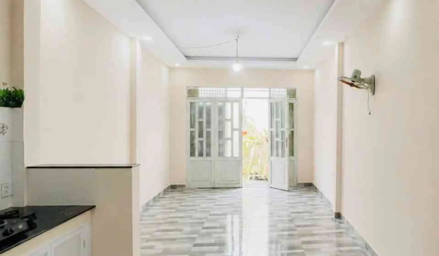 Nhà 2 tầng đẹp, khu Bình Tân, sổ vuông, tiện đầu tư... Bán nhà riêng tại Bình Trị Đông, Hồ Chí Minh 01