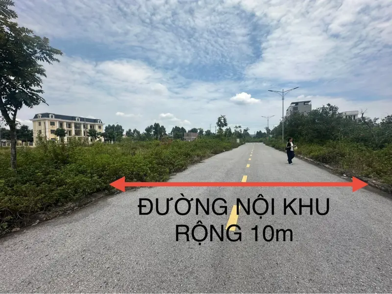 Mảnh đất màu mỡ, diện tích 90m2, CN Song Khê Bắc Giang
Ngõ ô tô , thông thoáng,mt5m
LH 0353732090... Bán đất tại Bắc Giang, Bắc Ninh 01