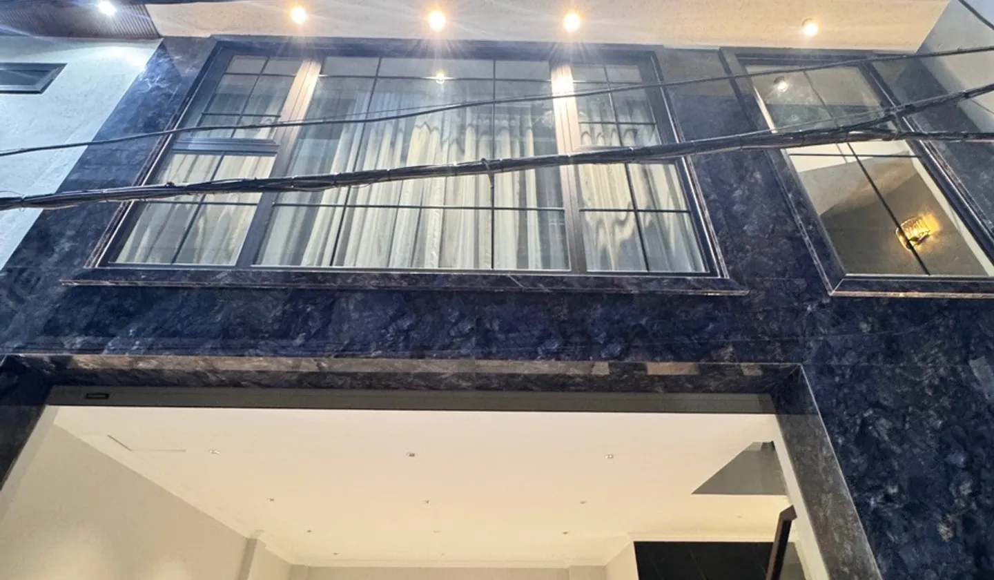 Cơ hội hiếm có sở hữu nhà 8 tầng tại trung tâm, nội thất tiền tỷ, ô tô đỗ cửa... Bán nhà riêng tại Bồ Đề, Hà Nội 01