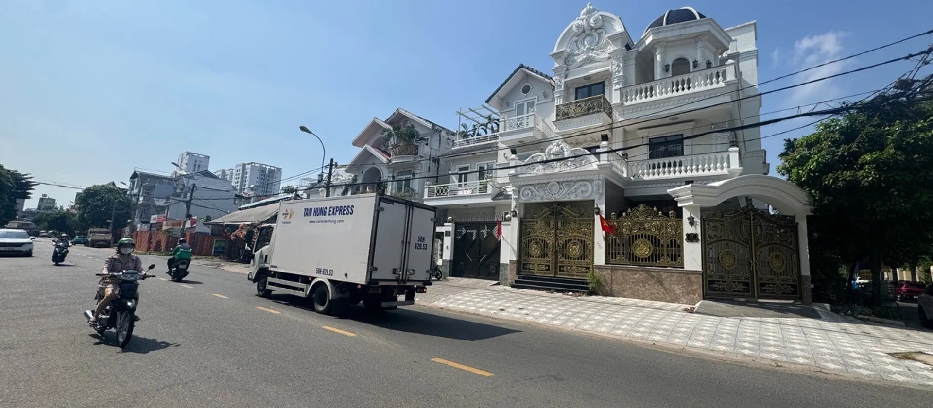 Biệt thự sang chảnh tại Bình Trị Đông B, quận Bình Tân... Bán nhà mặt phố tại An Lạc, Hồ Chí Minh 01